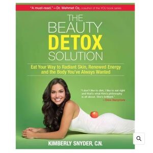 BOOK - The Beauty Detox Solution by Nutritionist Kimberly Snyder